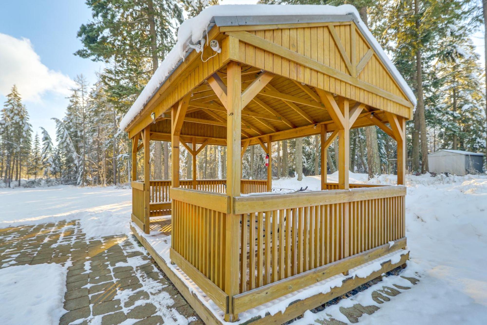 Columbia Falls Private Retreat Pool Table And Deck! Exterior photo